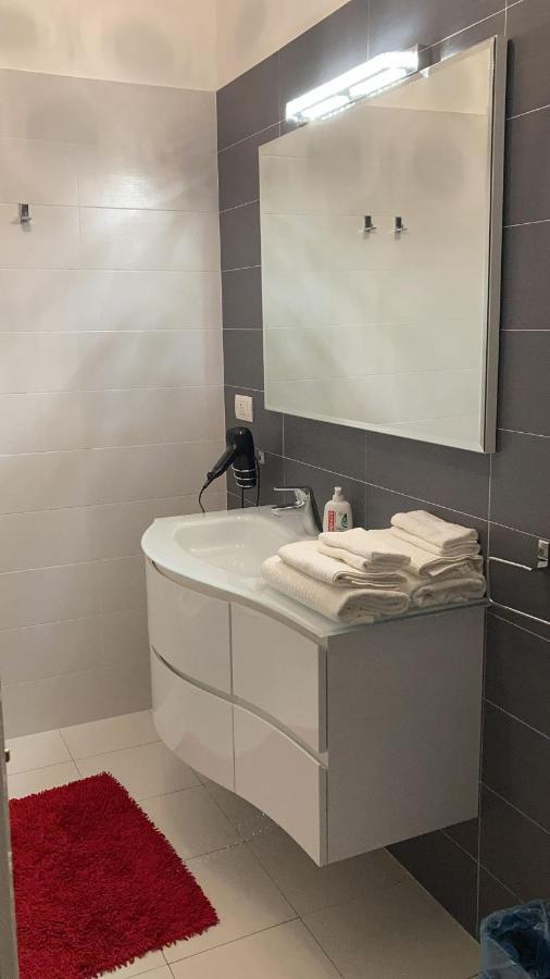 Achille Apartment Mediolan Zewnętrze zdjęcie