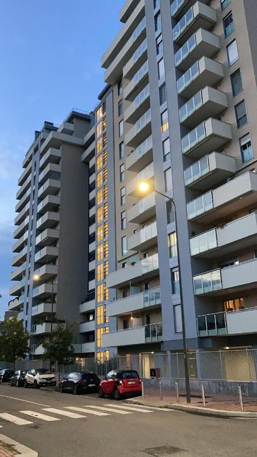 Achille Apartment Mediolan Zewnętrze zdjęcie